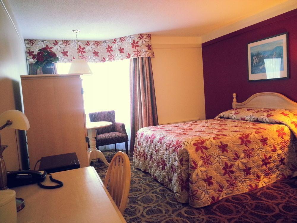 Granite Town Hotel Saint George Ngoại thất bức ảnh